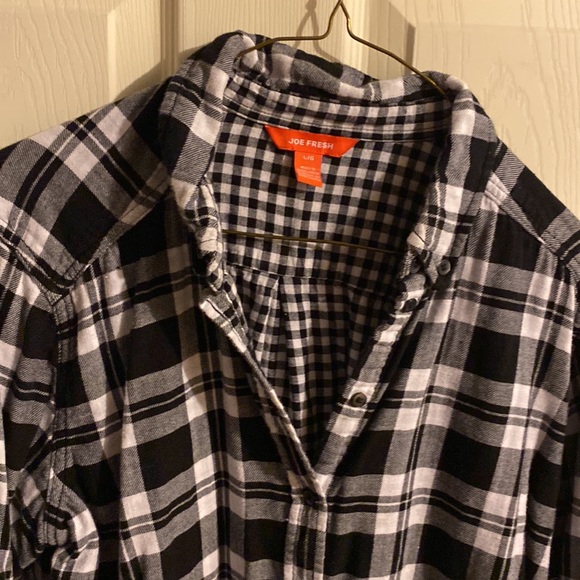 Womens flannel shirt size large - Picture 2 of 4